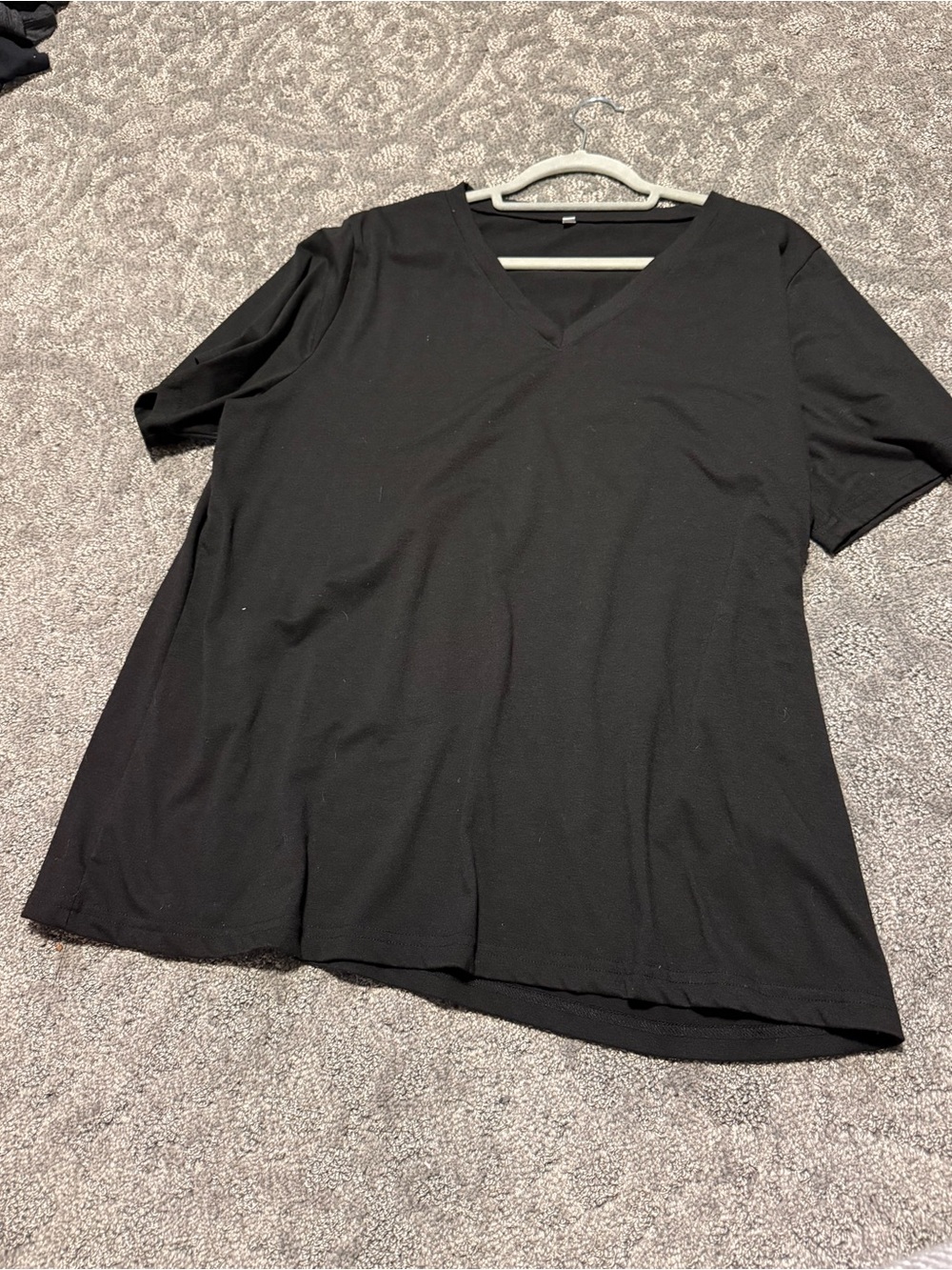 Women’s Black V-Neck Short Sleeve Top